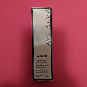 Mary Kay timewise luminous wear foundation
